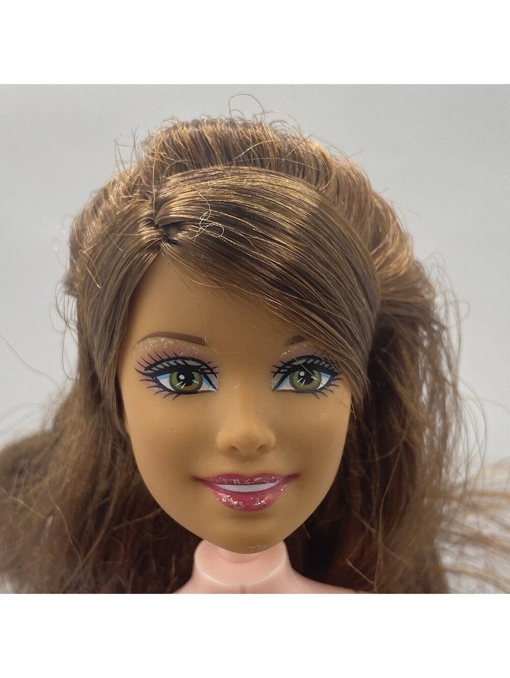 Barbie Head- 2008 Barbie Diamond Castle Doll Brunette Sparkle Eyeshadow OOAK B15